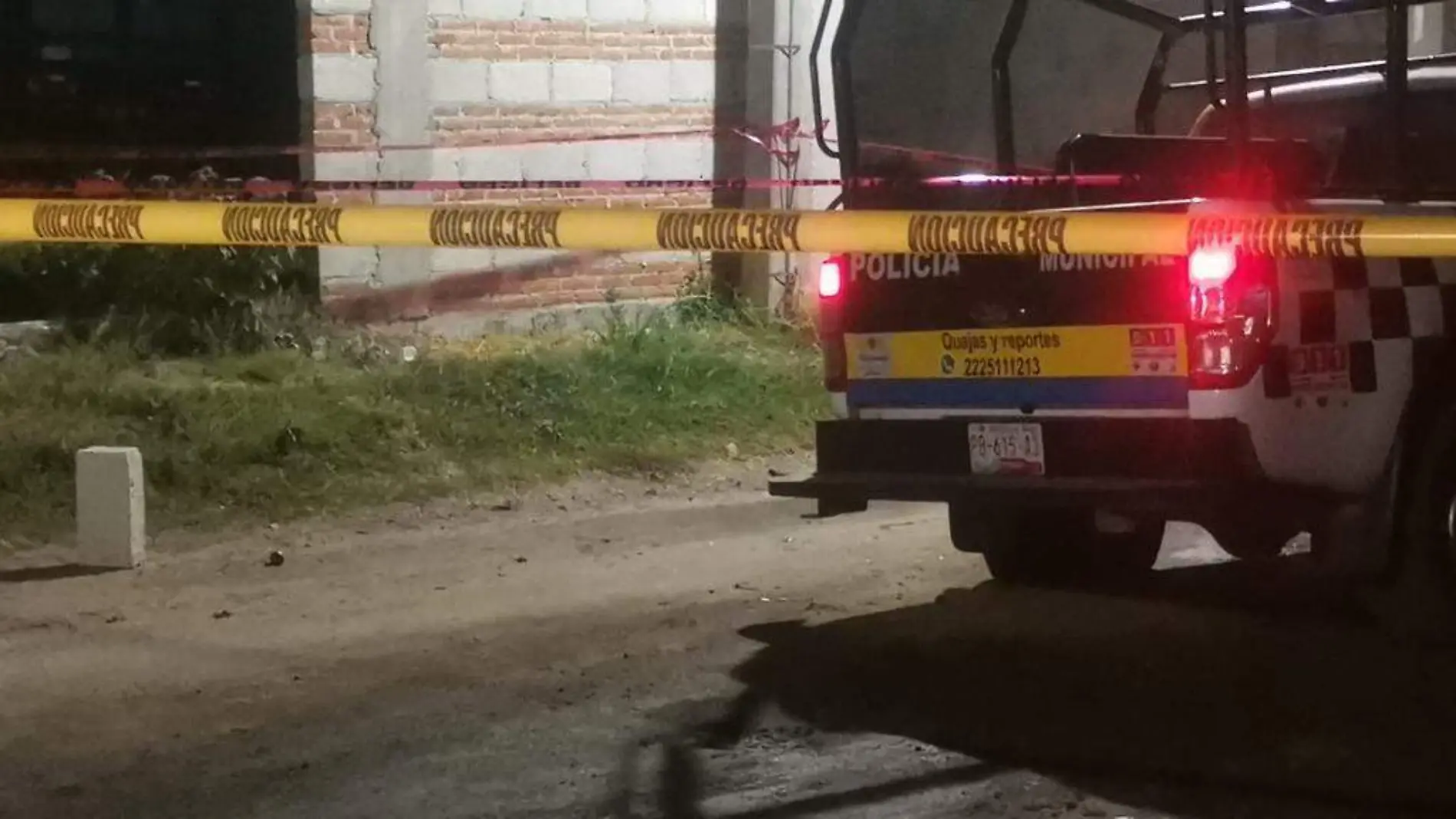 Hombres armados hincan a policías de Coronango y luego los dejan ir 